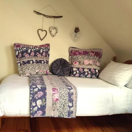 Дом отдыха Luxurious Property, Paddy's Haven, Wild Atlantic Way, County Clare *