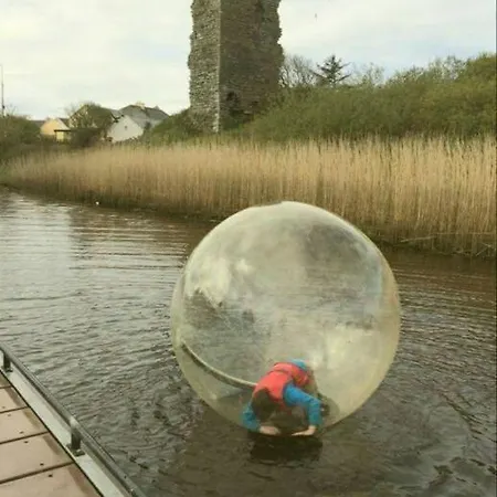 Luxurious Property, Paddy's Haven, Wild Atlantic Way, County Clare Дом отдыха Килраш